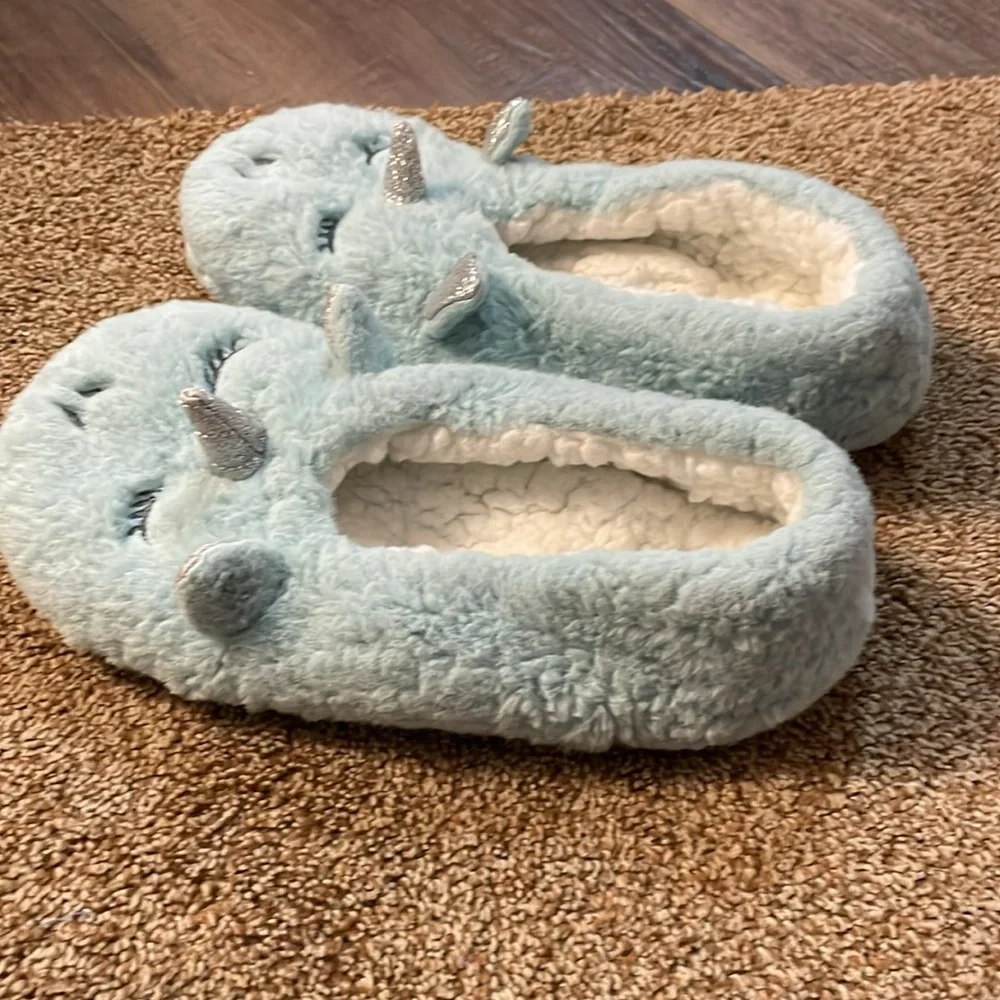 Girls Blue Unicorn Bedroom Shoes L